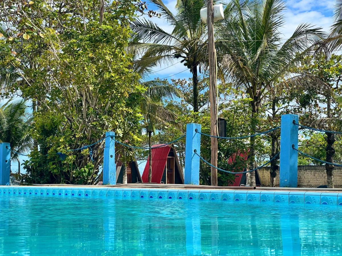 Jorai - Pé Na Areia Lodge Bertioga